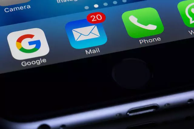  Email marketing and online reputation management
                                